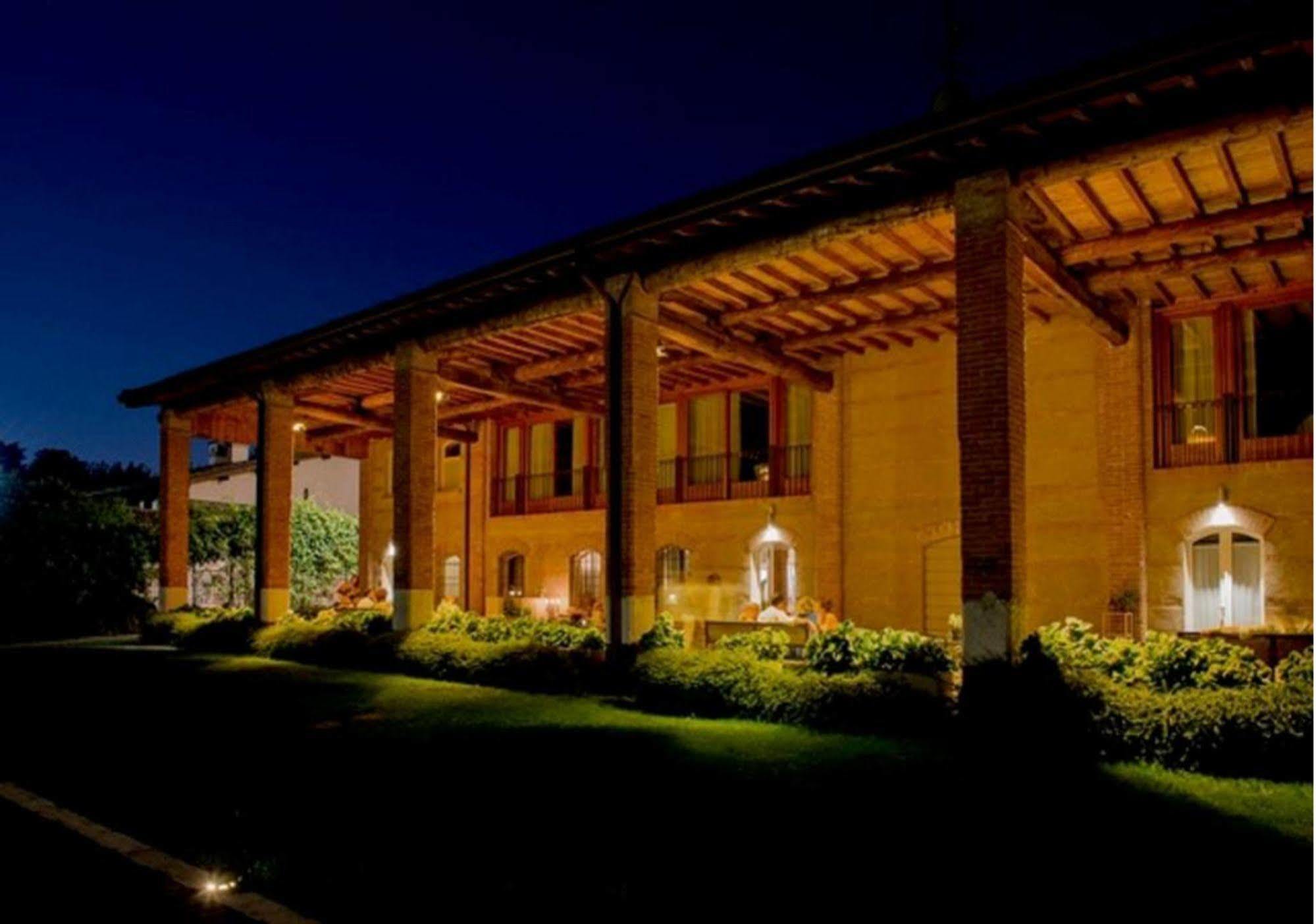 Santellone Resort Brescia Eksteriør bilde